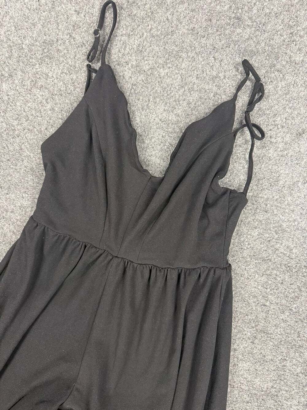 Women's Black Spaghetti Strap Adjustable Wide Leg Casual Jumpsuit Romper - Picture 6 of 9